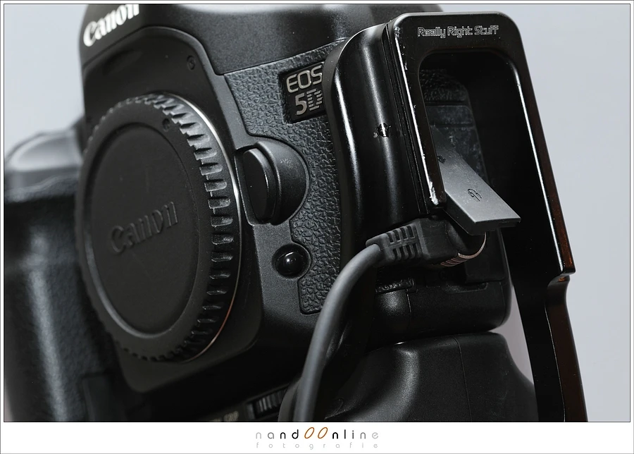 The camera specific L-brackets allow access to every port or connection on the camera. Just like the remote connected to this Canon EOS 5D, with the RRS L-bracket installed.