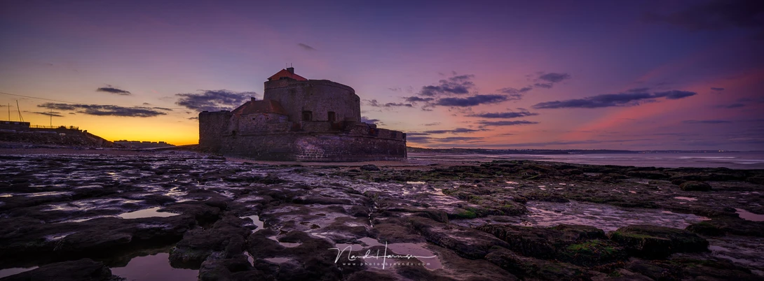 A horizontal panorama of Fort Mahon, at the French Opal Coast. A horizontal panorama during morning twilight at low tide (EOS 5Dmk4 + TS-E 24L II, ISO100, f/8, 1/6s, Kase hard GND0,9 + CPL)