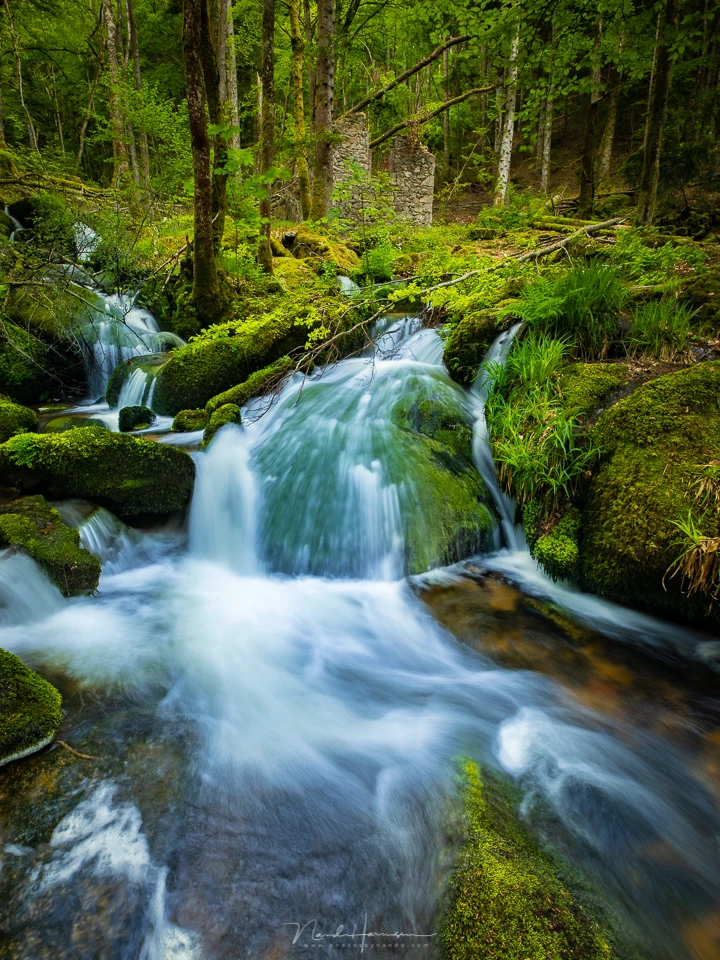 With shutter speeds that are very long, these streams will loose all details. You don't need an extreme dark neutral density filter in these situations.