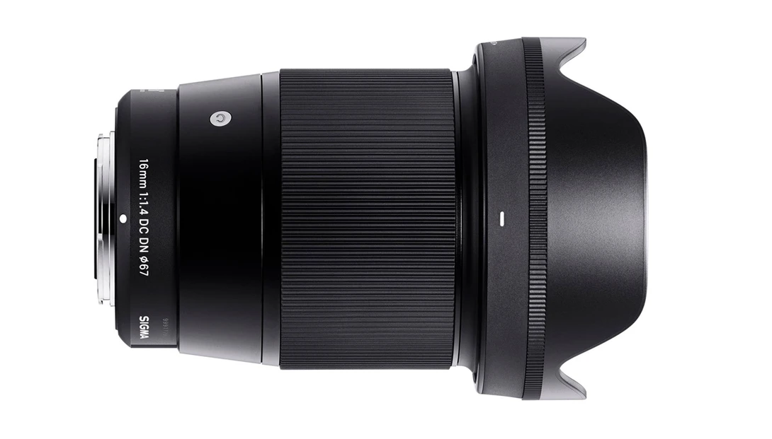 Sigma 16mm f/1.4