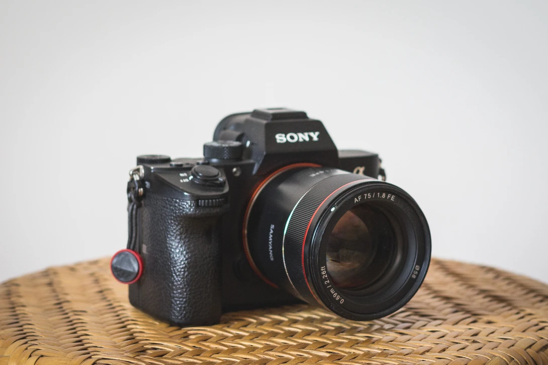 Samyang 75mm f/1.8