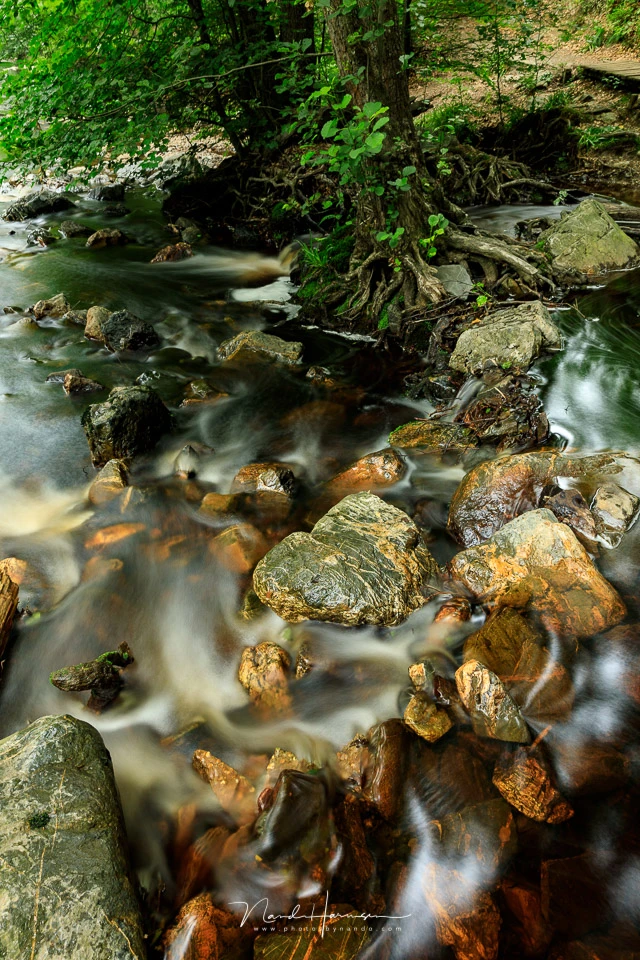 For this shot I turned the Haida M10 Insert Variable ND filter a bit too far. Can you see the uneven exposure in the image? On site, while looking at the small LCD screen, it might be difficult to see. This much is recoverable in post-processing.