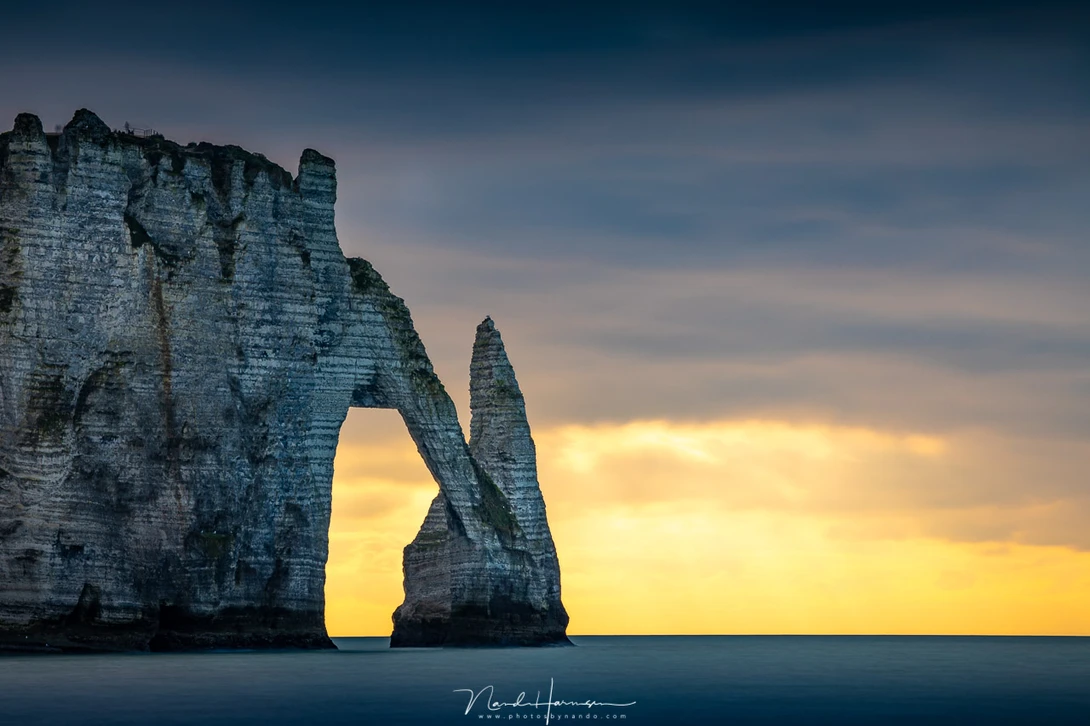 Cretacious rocks at Étretat, France (168mm, ISO100, f/16, 15 sec, Haida M10, CPL)