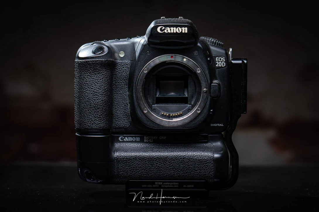 This is the Canon EOS 20D; the camera I bought in 2005, and used for many years with much enthousiasm