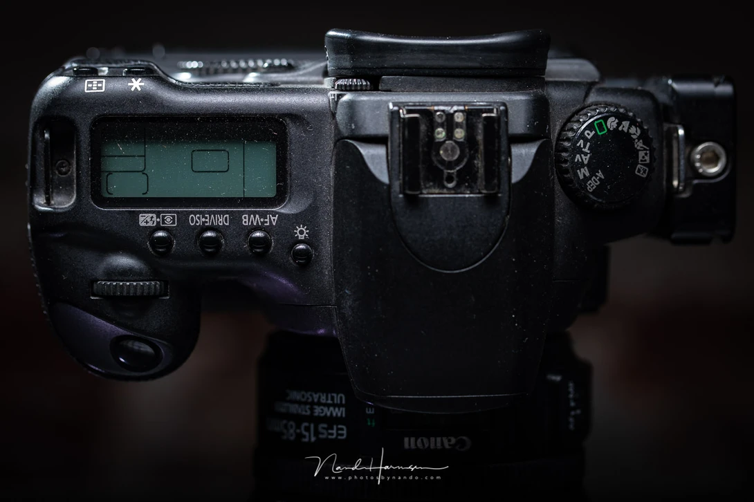 Although the Canon EOS 20D is 15 year old, the button layout isn't that much different compared to modern cameras