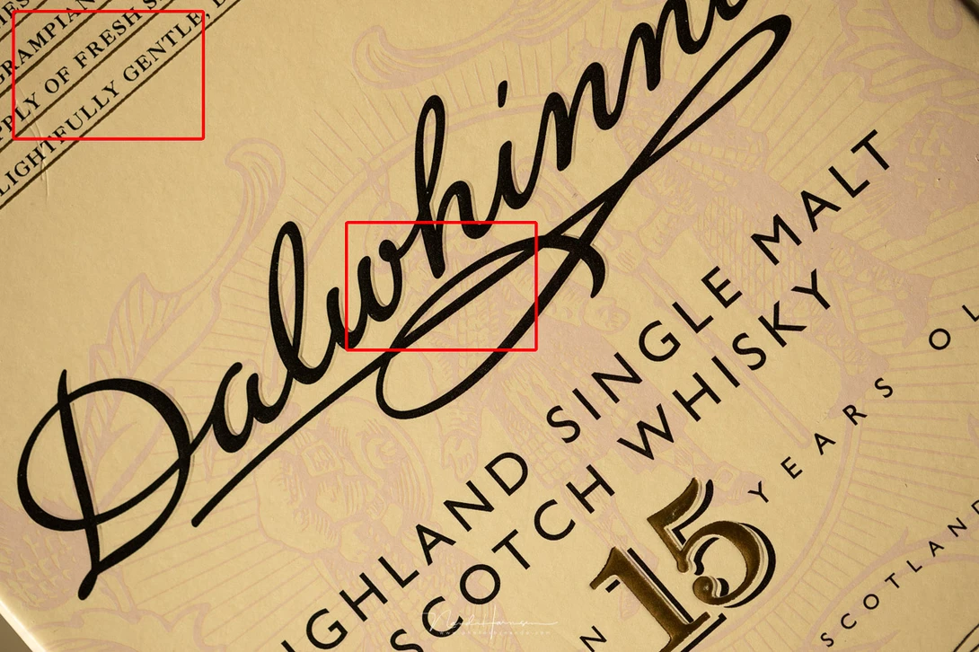 The test shows the red rectangle of this image with three different apertures, both with the 100mm macro and the 135mm with 36mm extension tubes.