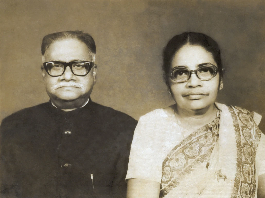Artificial Intelligence helped me take this photo of my grandparents from the 0.8 megapixels it was scanned in at to 3.1 megapixels. Not bad.
