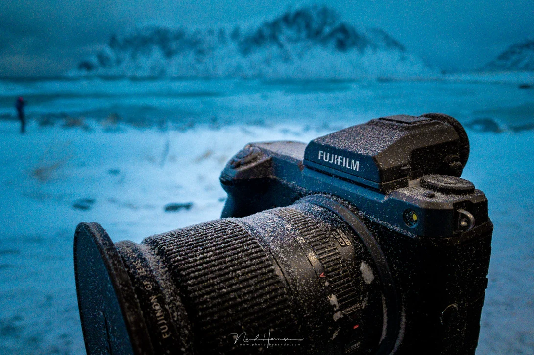 Fujifilm is well known for its film simulations, just like on the GFX100 I used at Lofoten, Norway. These film simulations can only be reviewed when shooting in jpeg file format.&nbsp;
