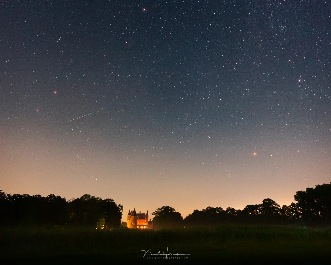 Three nights prior to the Perseid maximum I caught this nice meteor. Thanks to the Haida Anti-Fog Belt the lens didn't suffer from condensation.&nbsp;