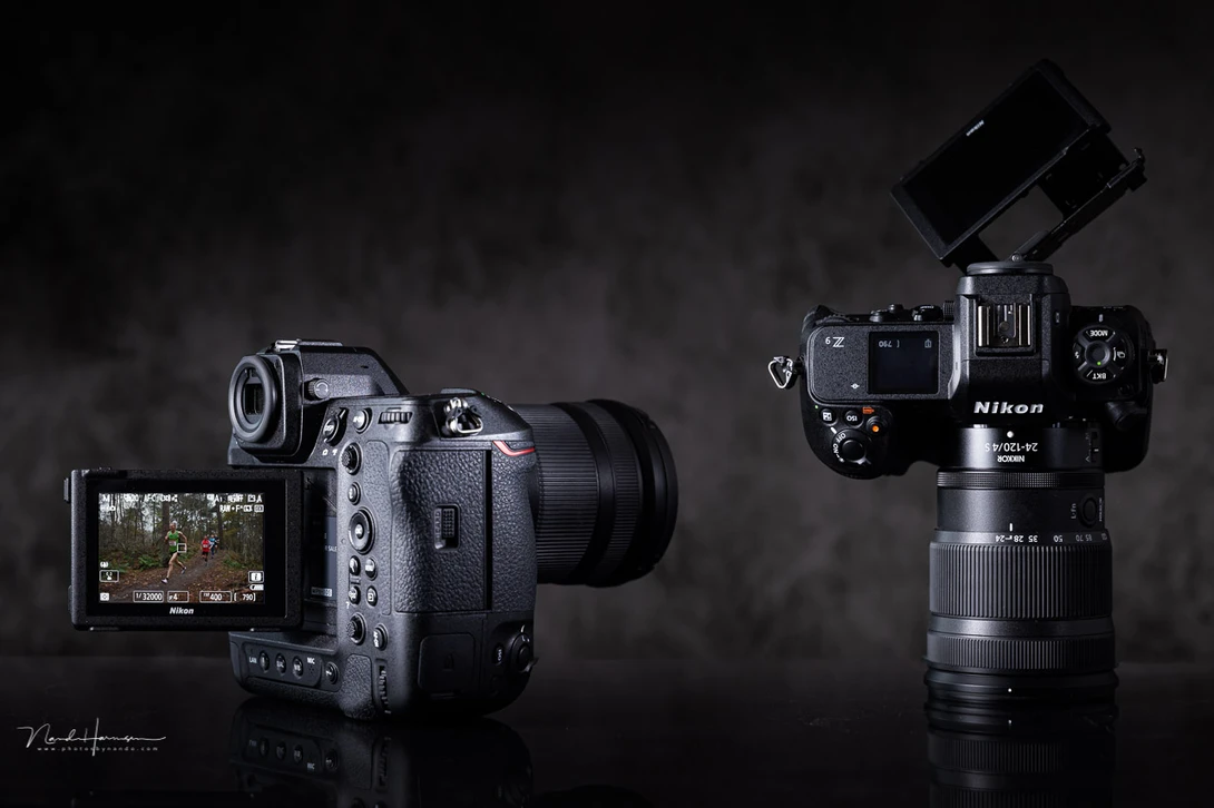 If you want the camera to be in silent mode, you can choose between a couple of indications in the LCD or EVF to show when a picture is taken.