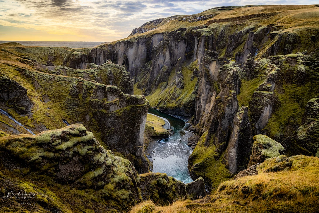 This is a landscape from my imagination, a landscape where I would like to wander. Fortunately I was able to do so and I made sure no sign of human existance was visible in the frame.