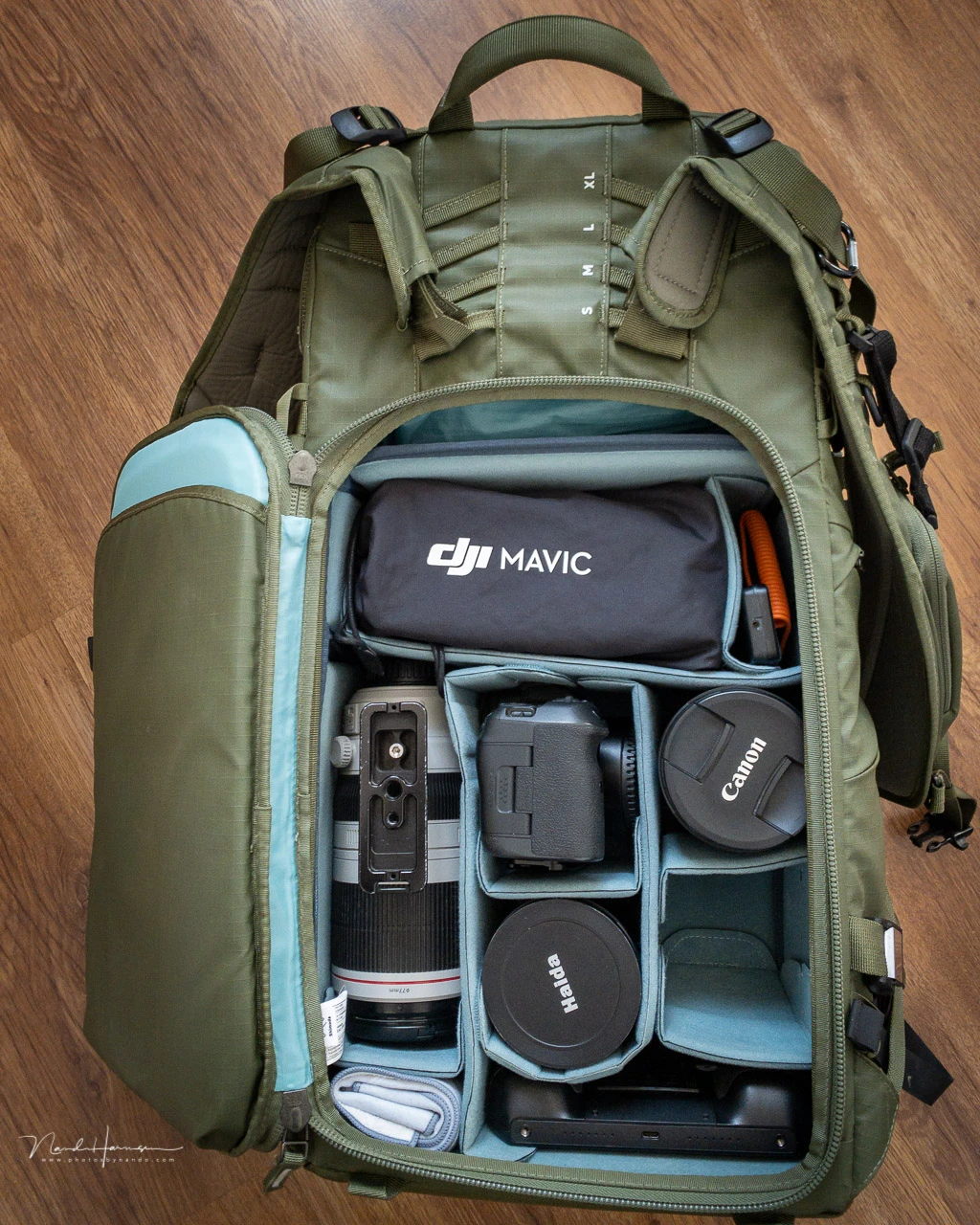 The equipment I carried with me during the&nbsp;Lofoten 2022 photography trips. The empty space allowed me to take one or two&nbsp;apples with me.