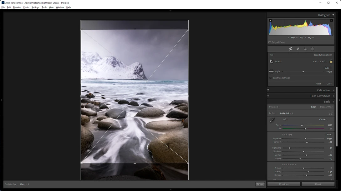I always use a 4:5 aspect ratio for vertical images. This aspect ratio gives&nbsp;the image a better balance.