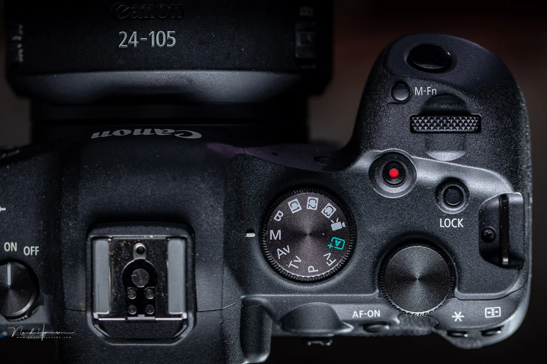 No matter what exposure setting you use, the end result will be a good exposure. The only difference is the way the settings are made. By you, or by the camera. But sometimes, manual is the better choice.