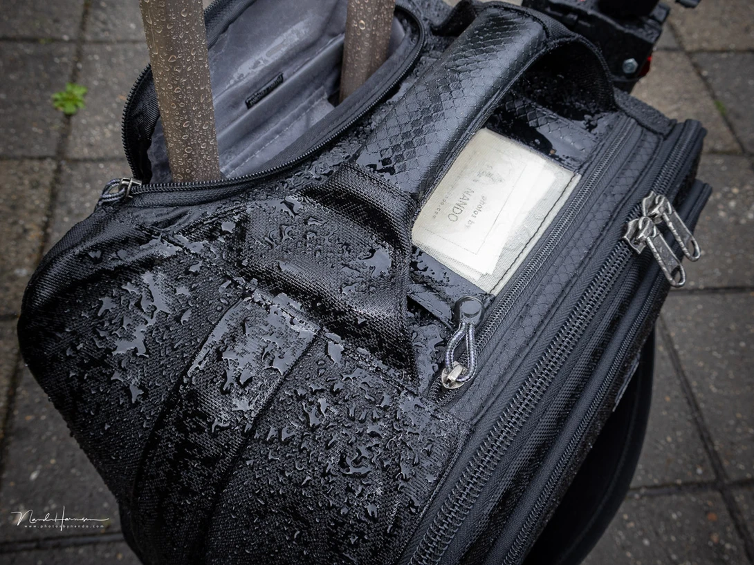 The Thinktank Airport Security V2 trolley. A big camera bag, perfect for my kind of photography.