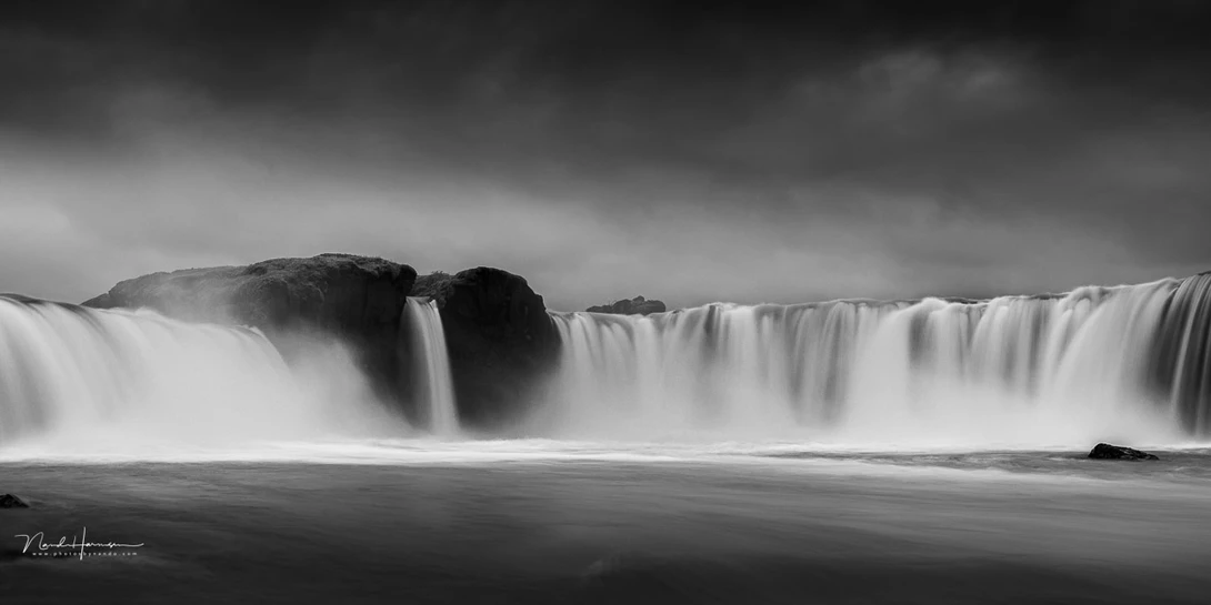 The well know Goðafoss&nbsp;waterfall in Iceland. Does it have to be in color because most people can perceive colors?