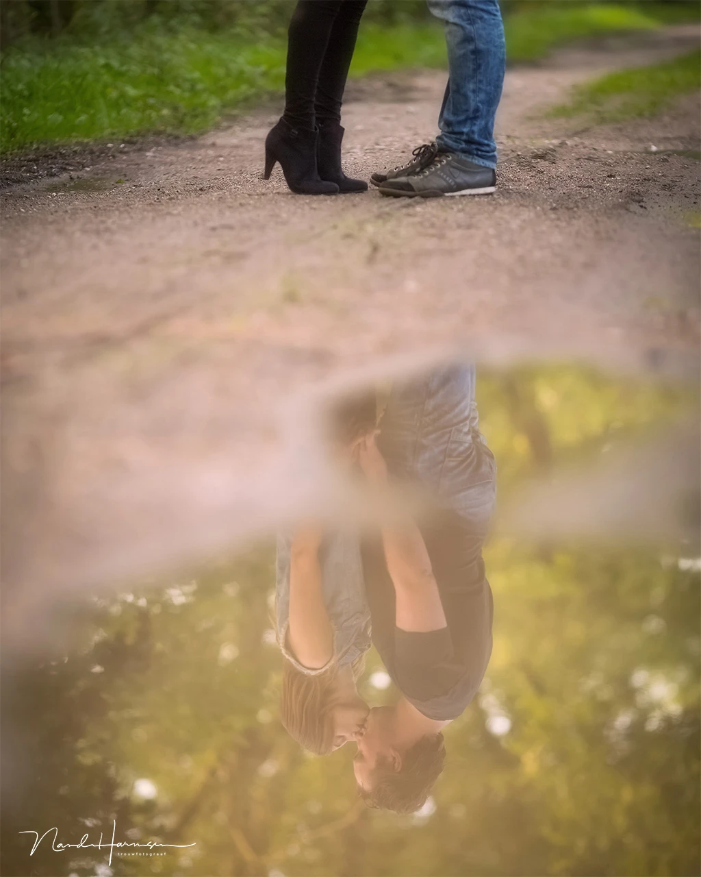 The muddy water allowed a nice blurred reflection.