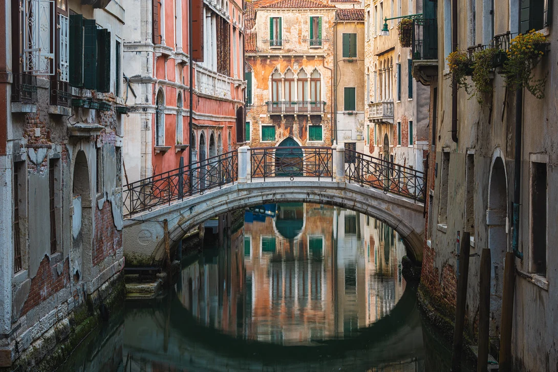 Hidden Alley