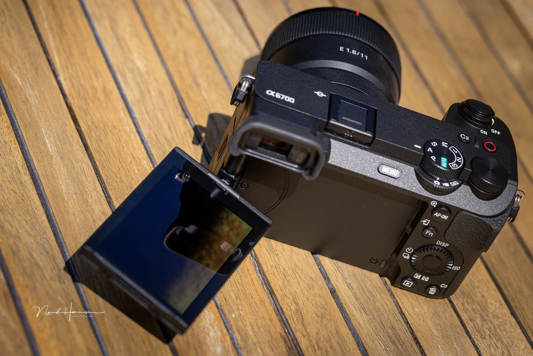 A fully articulating LCD screen is great. Unfortunately the resolution isn't improved.
