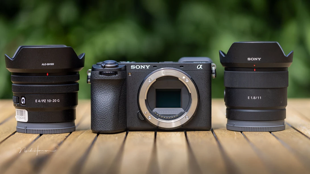 This is the set Sony Netherlands provided. Unfortunately no longer focal length.