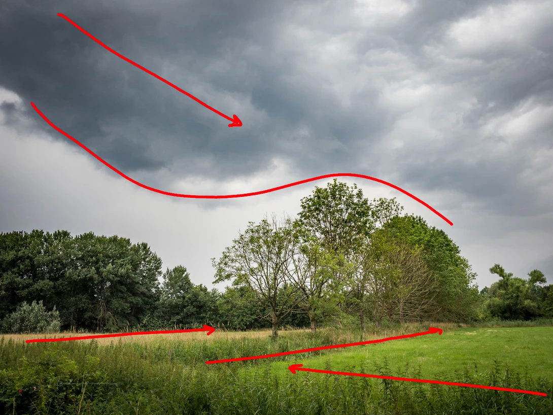 Visualizing the lines of the composition illustrates how it all comes together. It doesn't always works this way. But if it does, use it to your advantage in your composition. You just have to keep an eye out for the possibilities that arrise.