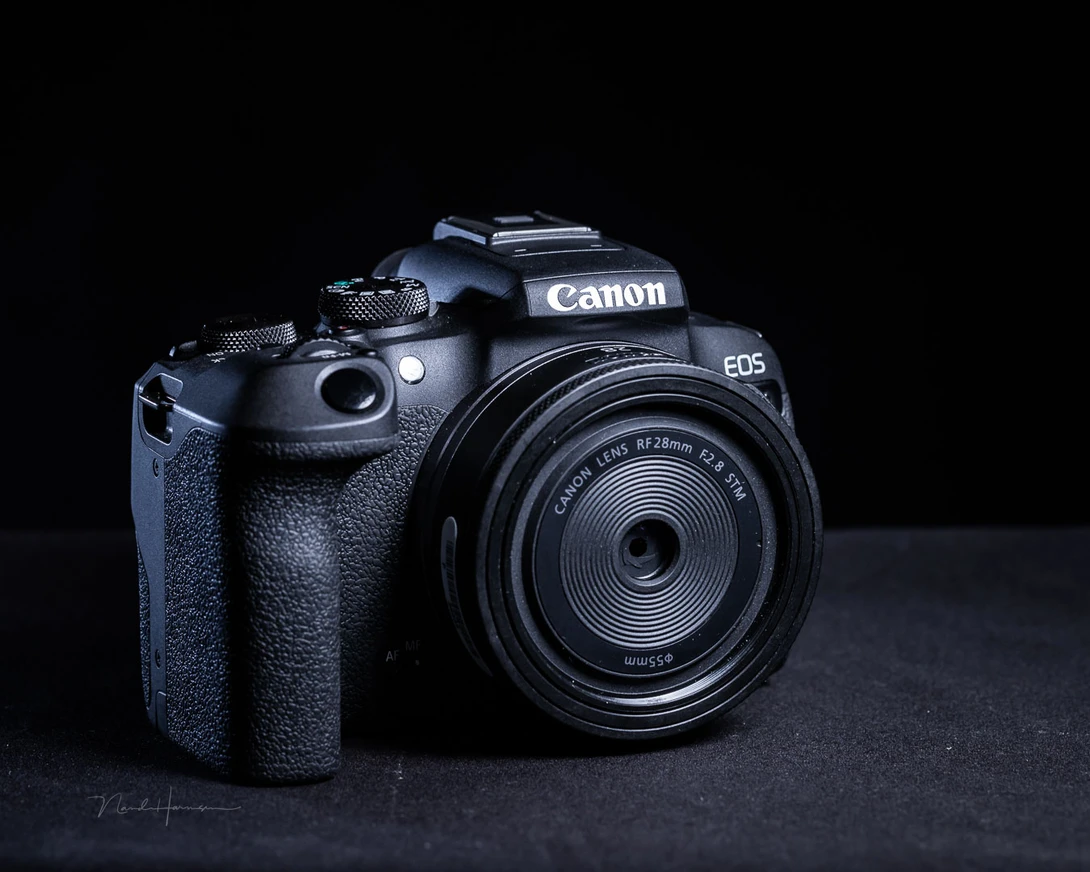 It's small and light weighted, the RF 28mm f/2.8 STM lens