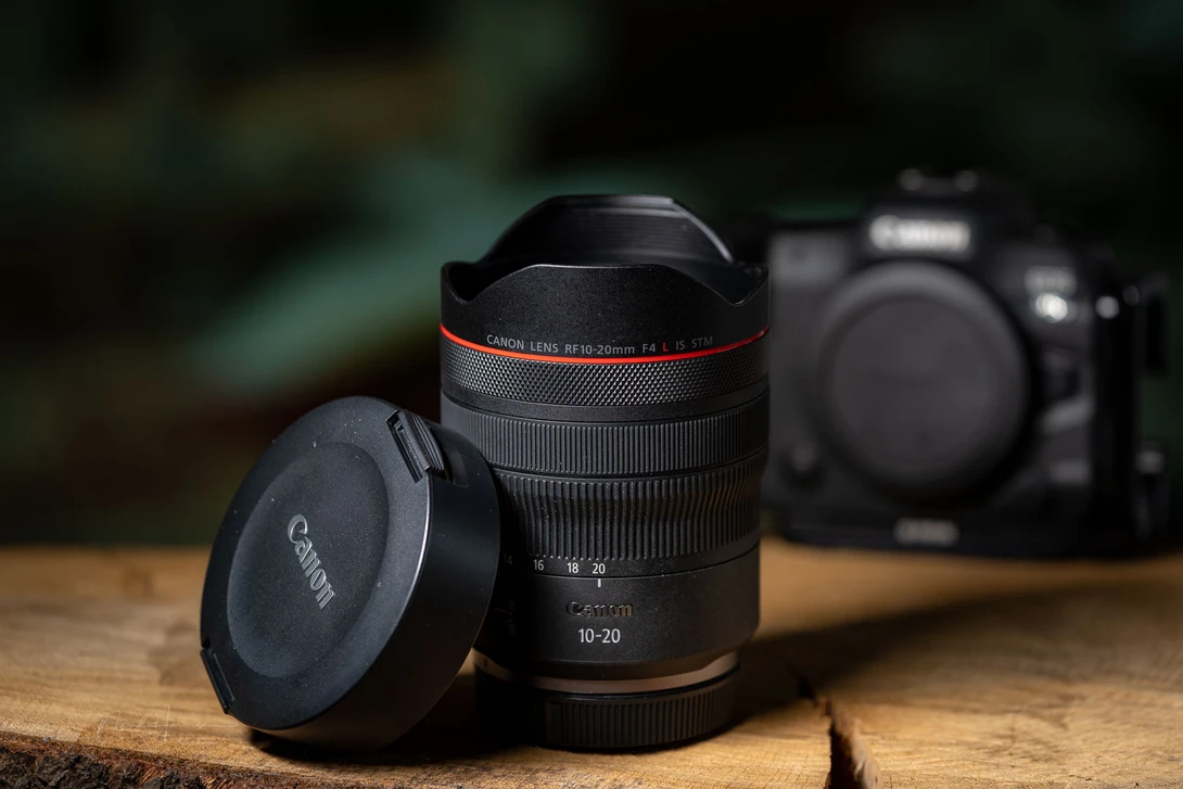 The Canon RF 10-20mm f/4L IS STM is not only small, It's tiny.