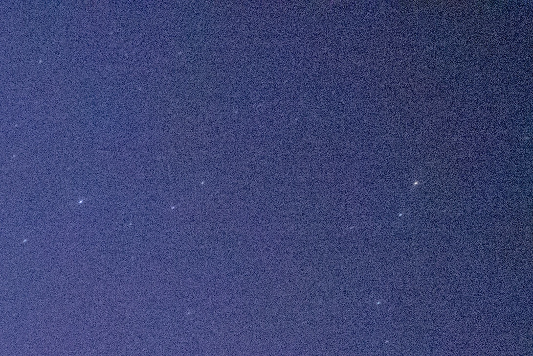 ISO 6400 RAW Photo