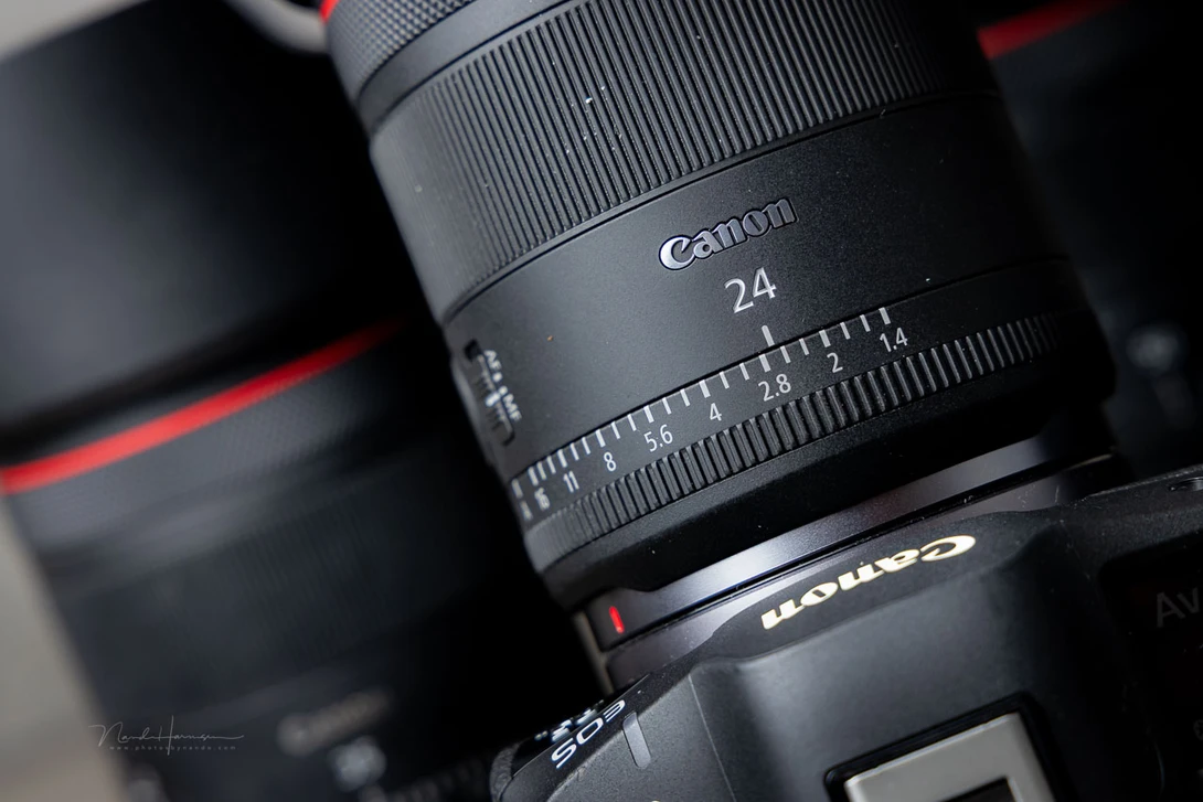 The aperture ring works stepless in 1/32 stop.&nbsp;