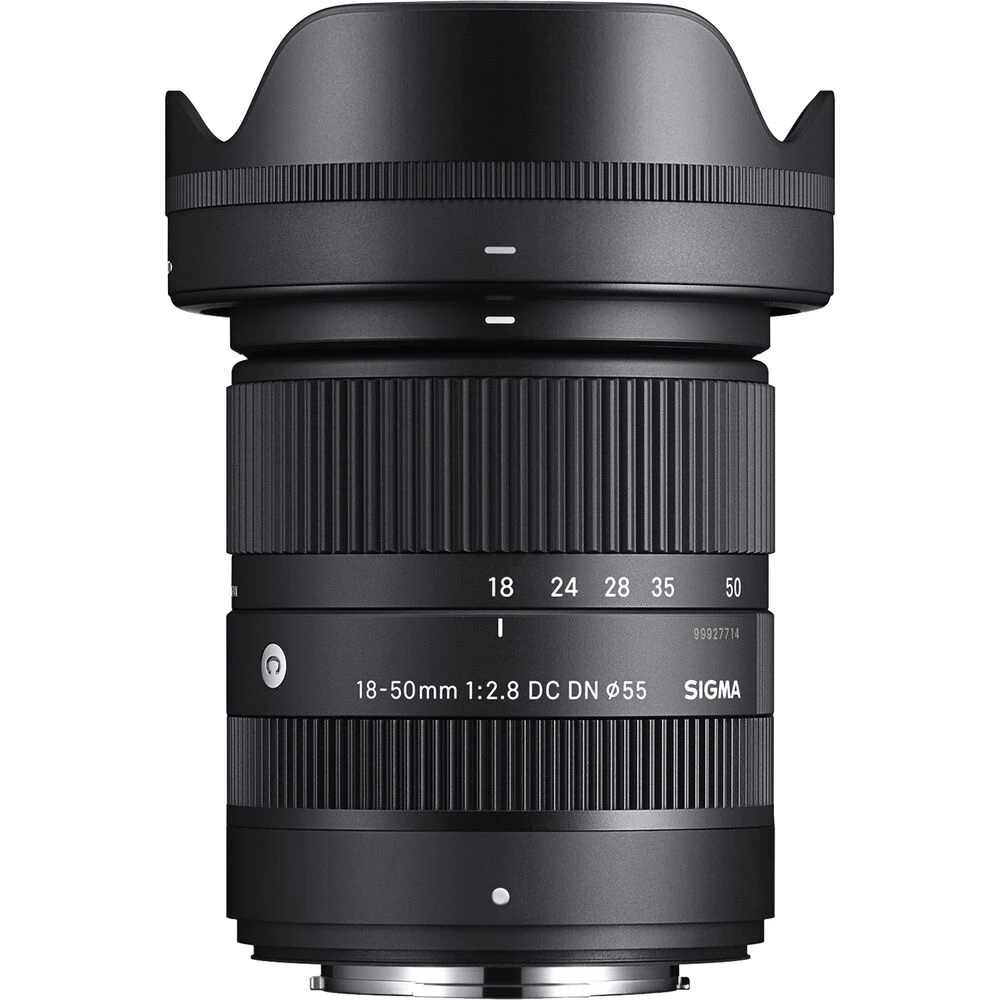 Sigma 18-50mm f/2.8 DC DN Contemporary