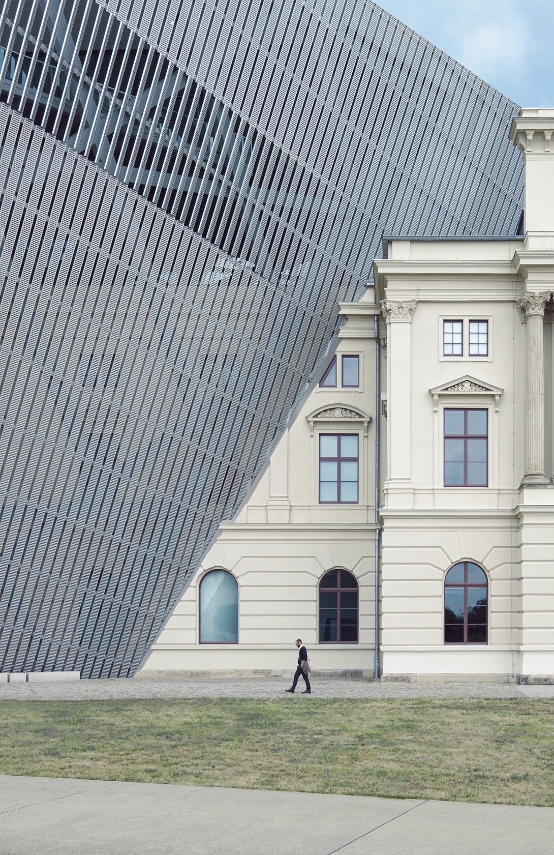 View 4dca1b3c20fddb76ce6ac62aff363f09.jpg by Matthias Dengler