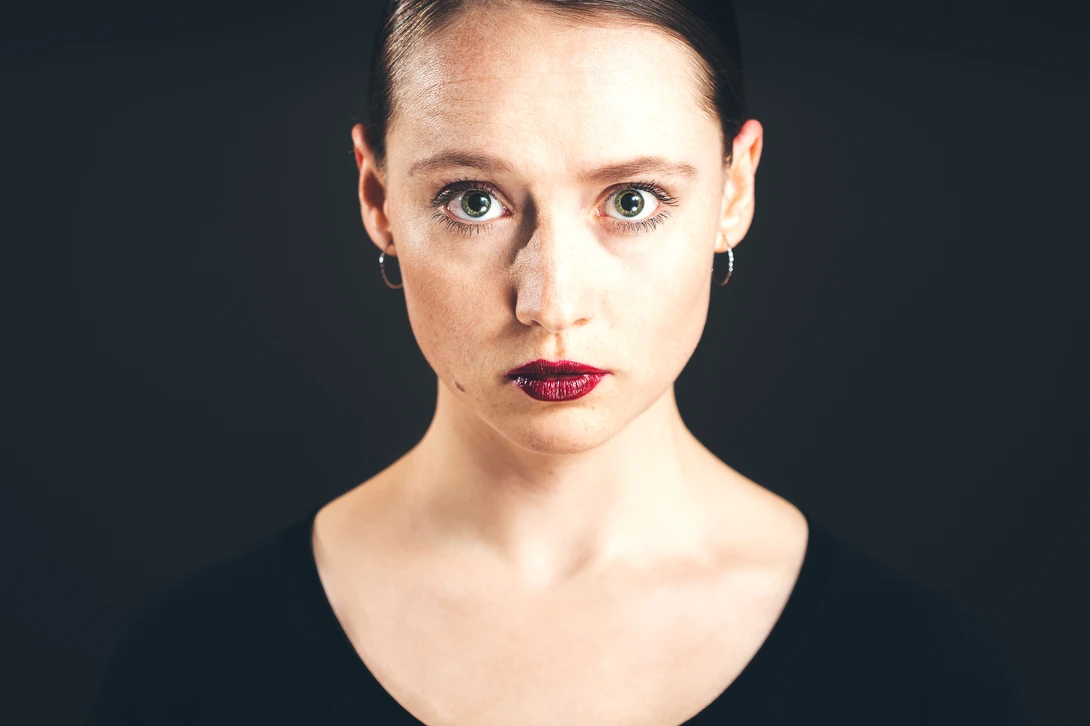 View Ballet Teacher Studioportrait by Janik Steiner