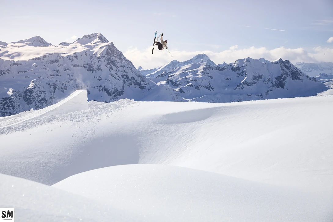 View Late spring powder by Stefan Mahlknecht