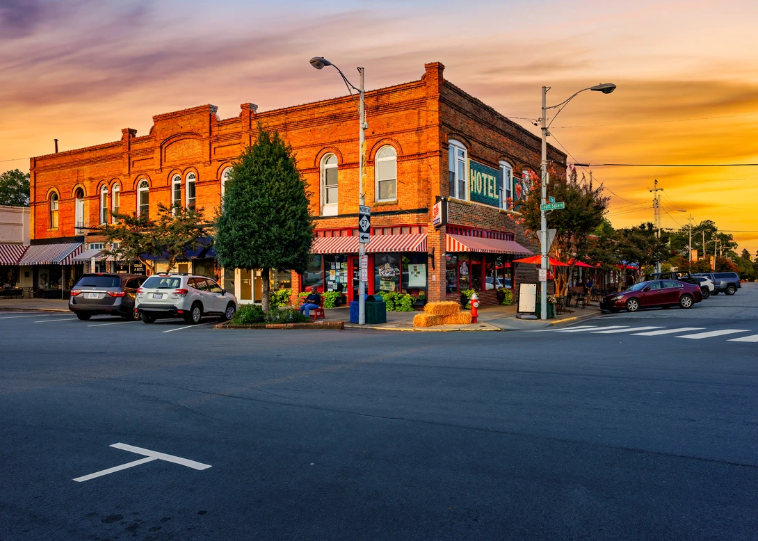 View Hotel Graham by Kyle Foreman