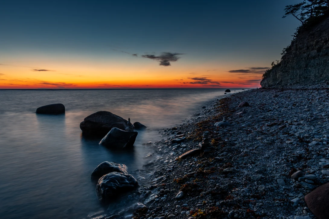 View Cliff coast after sun had dropped by Ragnar Adamson