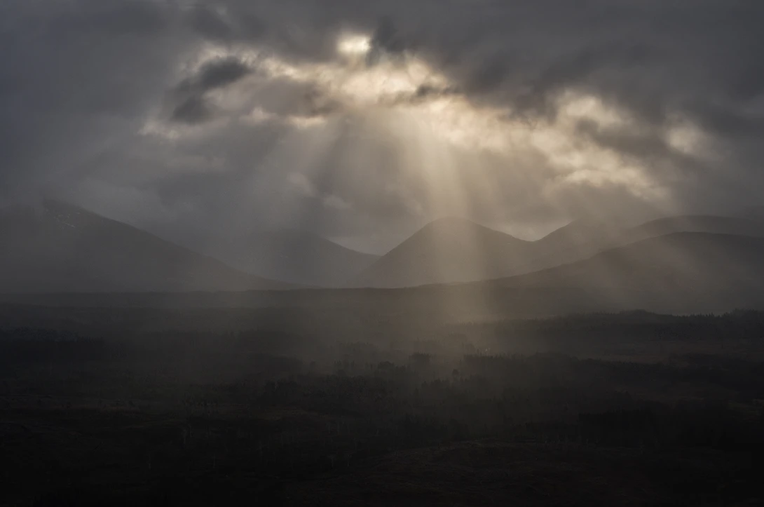 View 577ba9868c602d2f250530bd4cb1cf45.jpg by Lionel Fellay