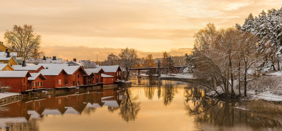 View 0ec3c491abf7965e1306ef7c6f617eab.jpg by Jukka Pinonummi