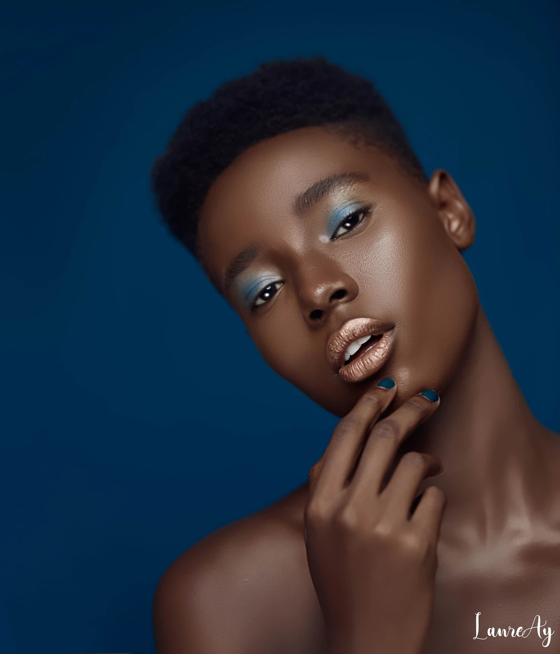 View edfe101f8f448db8b197ada16bf4430a.jpg by Lanre Ayorinde