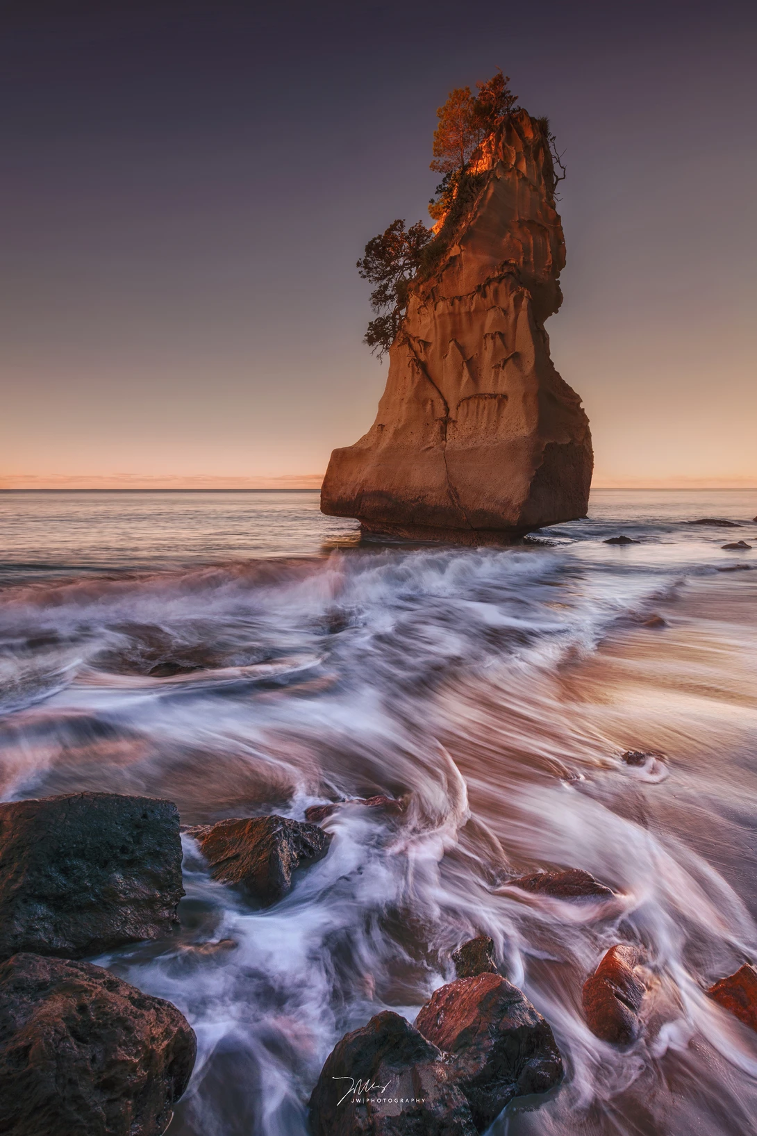 View 032044a440c61d22cbcdaaa5750577e7.jpg by Jerry Wang