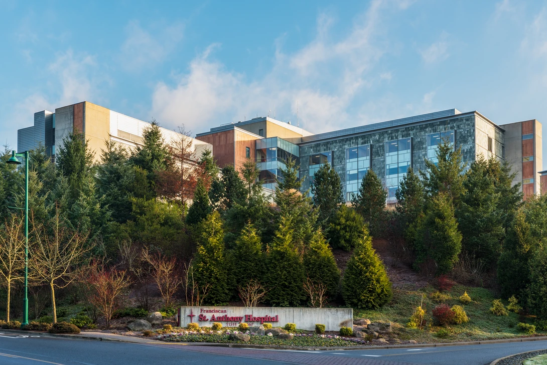 View 172e87cd85d6087d7b6a147ad0bb7c12.jpg by Matt Fortier
