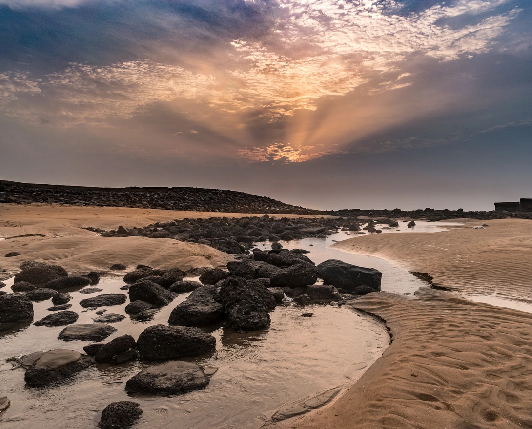 View 78a6308c90e65dc539f56a6e32906d4f.jpg by TANAY DAS