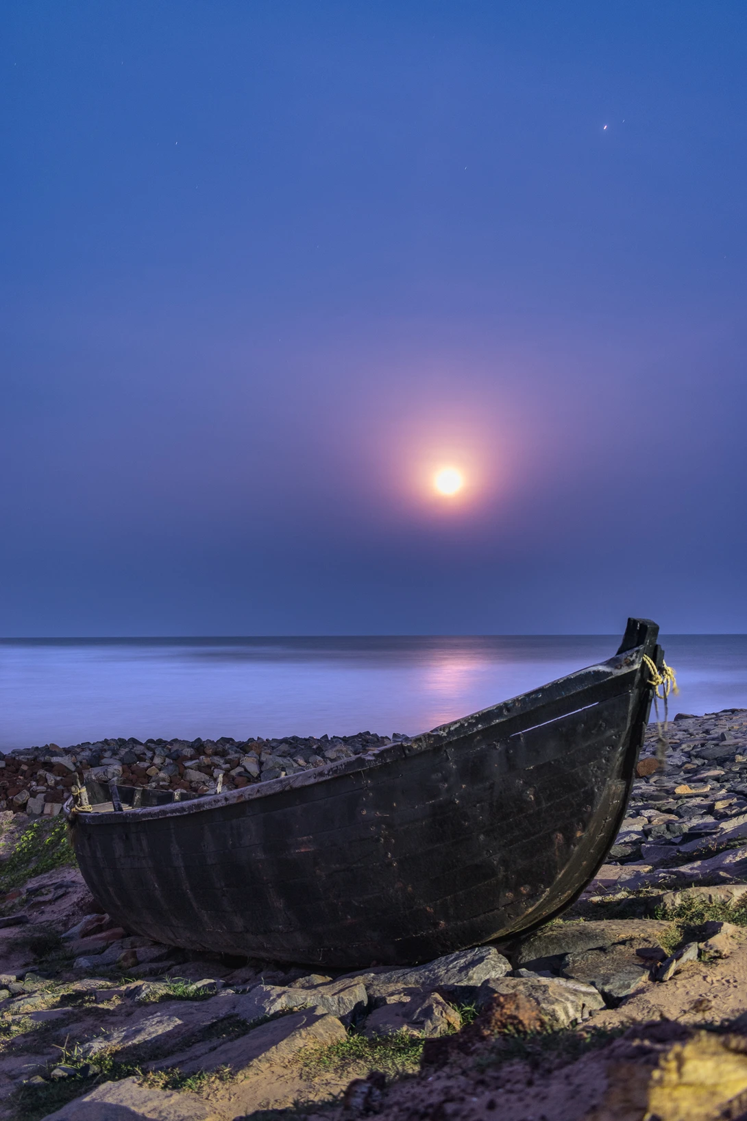 View d732291431e667c3974e90fbd6c70bcb.jpg by TANAY DAS