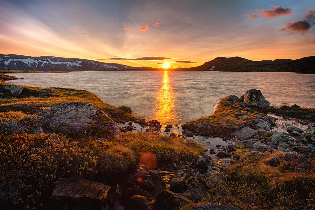 View f81f51dce07cae47beafefe662a2de0e.jpg by Andreas Frössberg