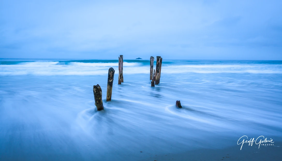View 3462c0c05952a6e9e1415a52eb9b1fd3.jpg by Geoff Guthrie