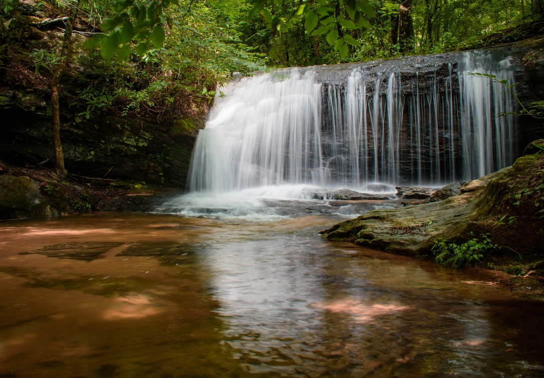 View 73f9787b89e920fa0588759d31c8cc1f.jpg by Mark Guinn