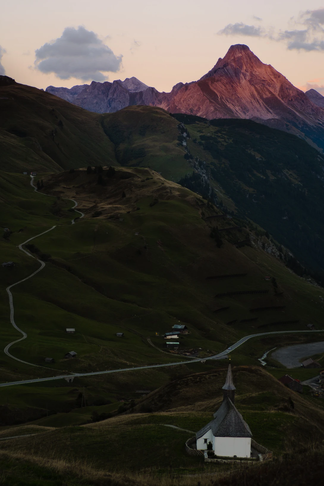View 06669337a9fe47210fb44378922a0cc8.jpg by lee qid
