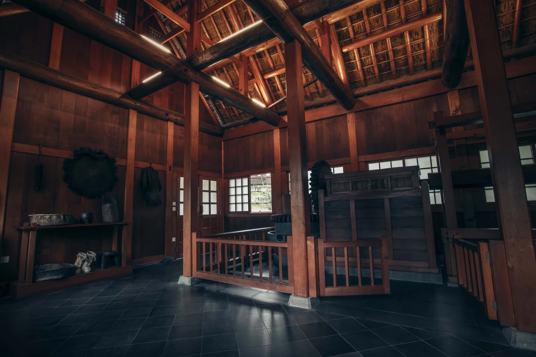 View d1e1e78635fd770aa597cfe807cf173b.jpg by Klif Lin