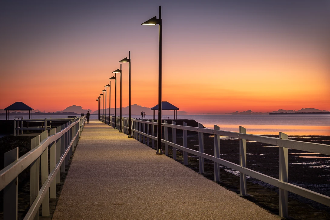 View d3717f08e72668f0f10a1b330a106ad4.jpg by Jonathan King