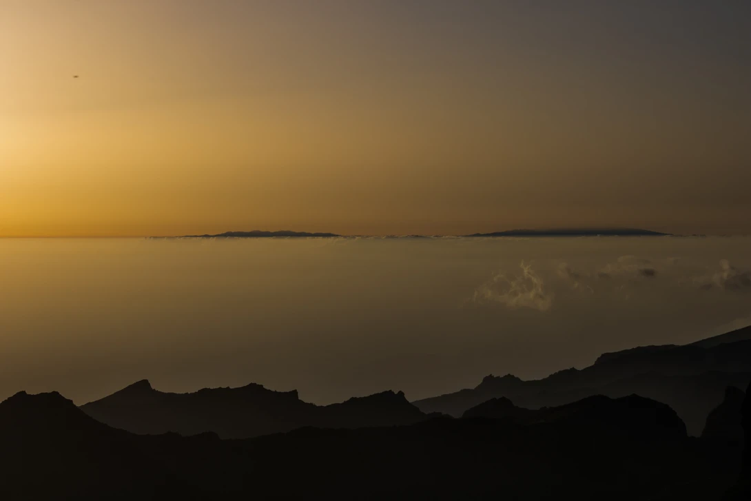 View d34276c969b0a5fd8f41b2341054eecf.jpg by Calin Oana