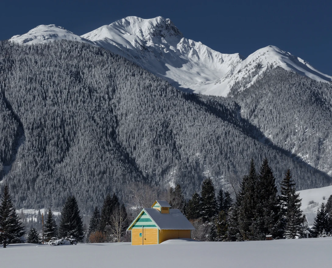 View 6283d390654adfcfee4492340f782c04.jpg by Logan Gearhart
